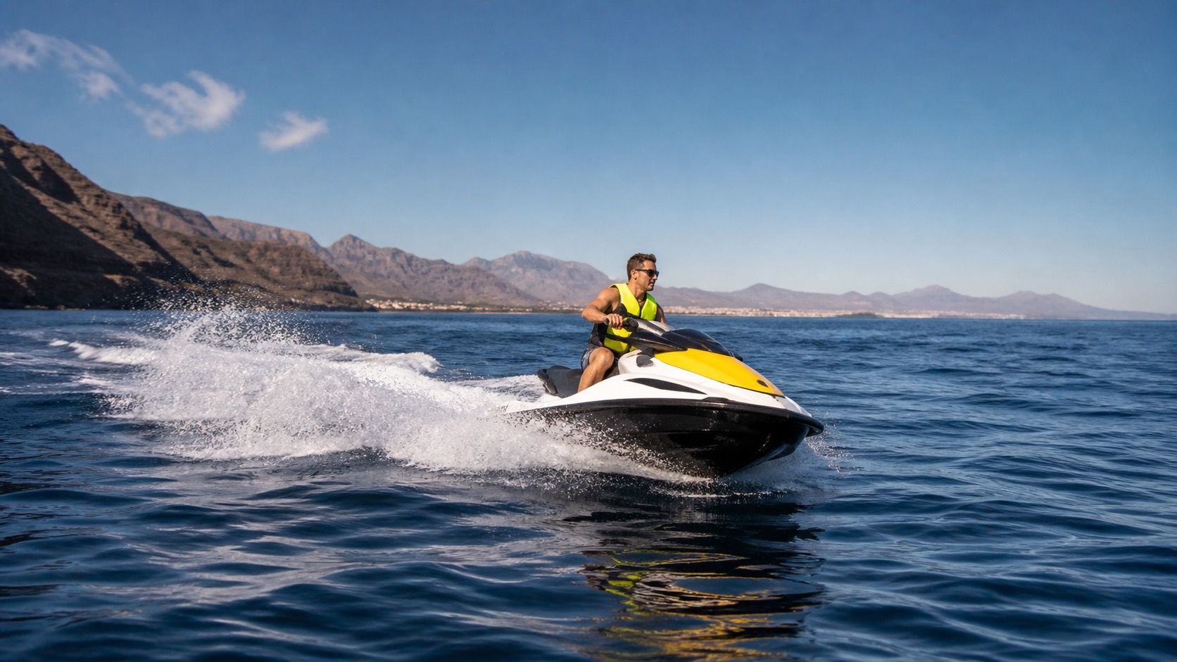 Salida en jet ski en la costa sur de Tenerife